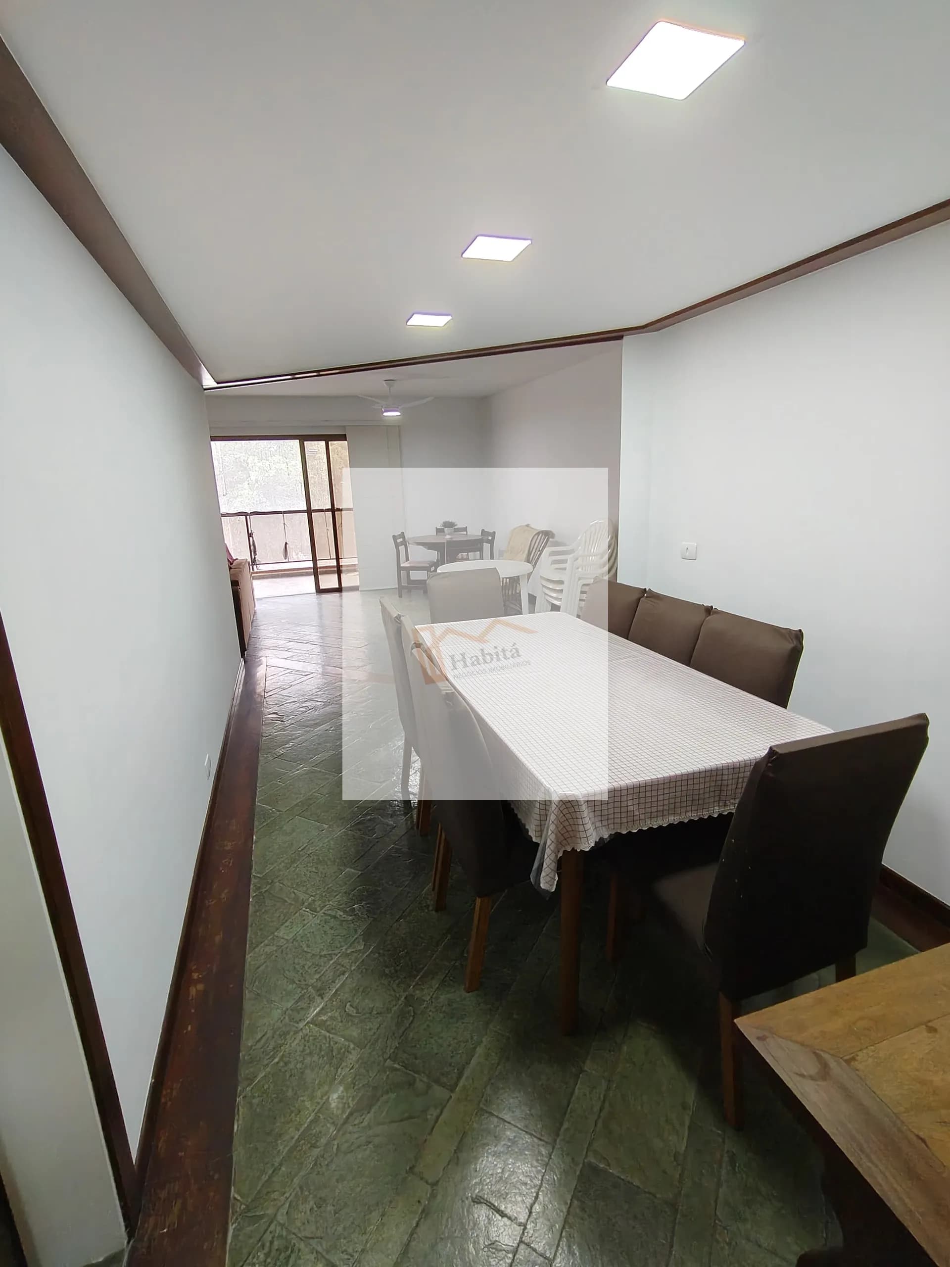 Amplo apartamento 3 dormitórios na Barra Funda